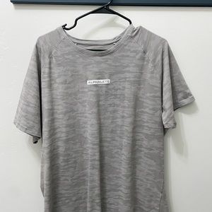Alphalete Gray Camo Short Sleeve
